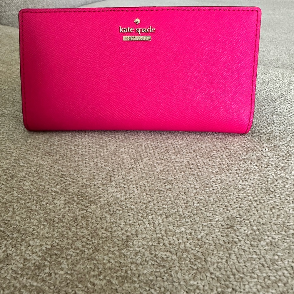 Kate Spade Pink Wallets Saffiano Leather Gold-Toned Hardware